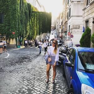 Meet your Posher, Natalie